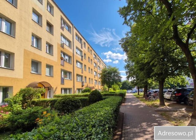 Mieszkanie 3-pokojowe Warszawa Ursus, ul. Stanisława Wojciechowskiego. Zdjęcie 1