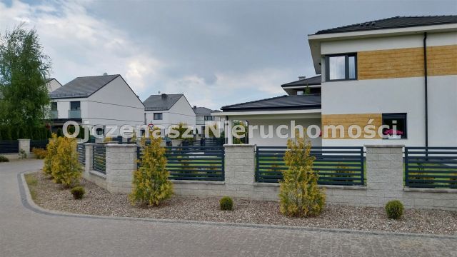 dom wolnostojący, 4 pokoje Niemcz. Zdjęcie 6