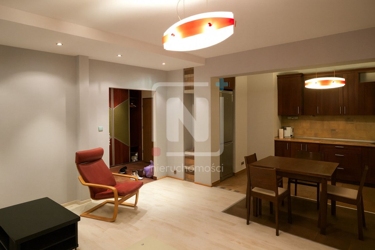 Mieszkanie 2-pokojowe Warszawa Ursynów, ul. Wojciecha Bogumiła Jastrzębowskiego. Zdjęcie 3