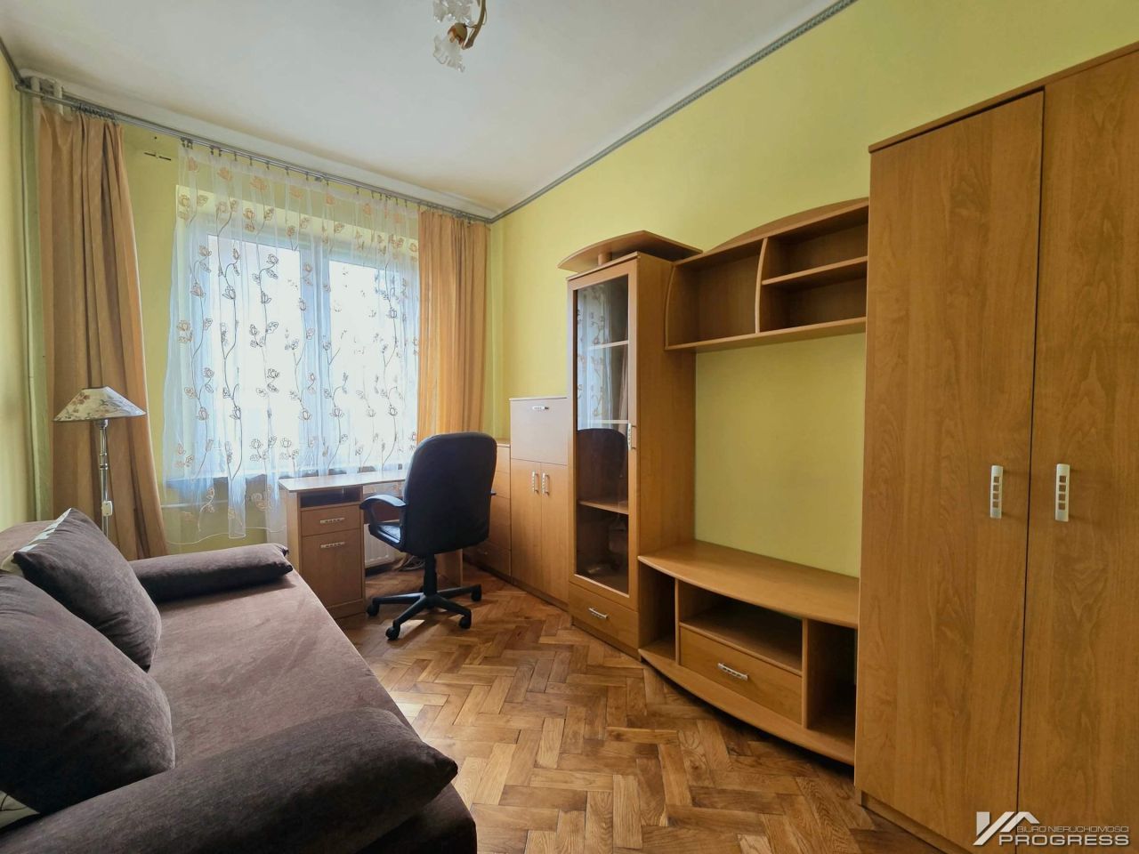 Mieszkanie 3-pokojowe Krosno Śródmieście, ul. Naftowa. Zdjęcie 2