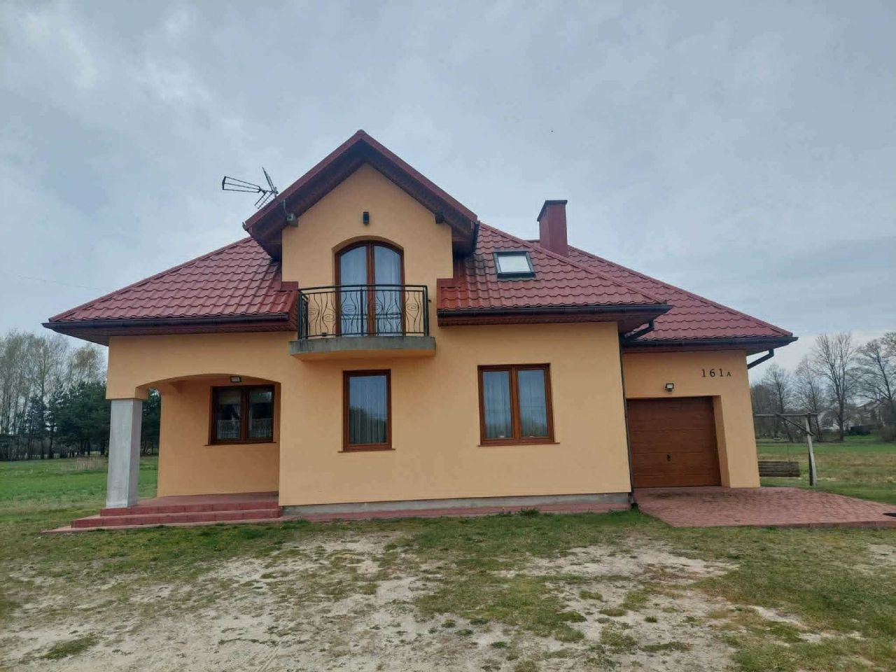 Wola Rusinowska Dom wolnostojący do zamieszkania - 140 m²