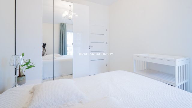 Mieszkanie 4-pokojowe Kraków Bieżanów, ul. Henryka i Karola Czeczów. Zdjęcie 15