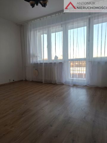 Mieszkanie 3-pokojowe Nowy Dwór Mazowiecki, ul. rtm. Witolda Pileckiego. Zdjęcie 4