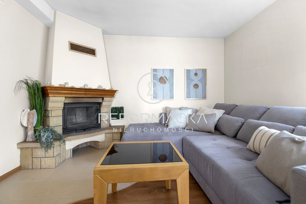 dom wolnostojący, 6 pokoi Wysoka Głogowska. Zdjęcie 11