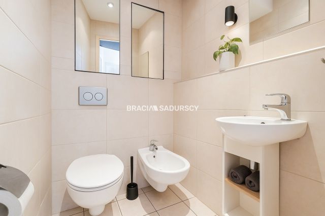 Mieszkanie 6-pokojowe Kraków Prądnik Biały, ul. Kuźnicy Kołłątajowskiej. Zdjęcie 16