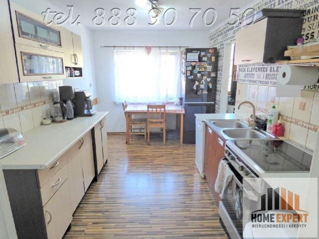 dom szeregowy, 2 pokoje Porajów, os. Piastowskie. Zdjęcie 2