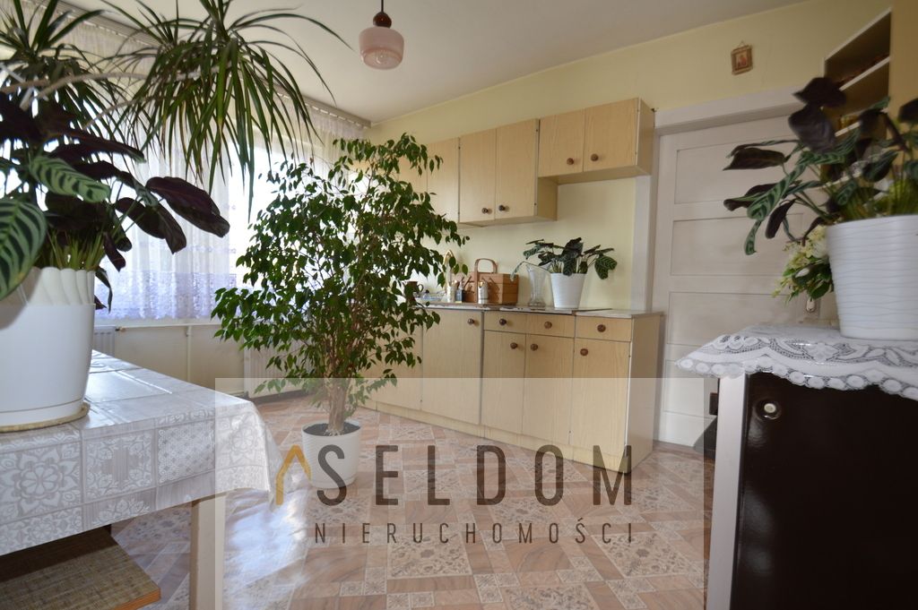 dom wolnostojący, 6 pokoi Karłowice. Zdjęcie 12