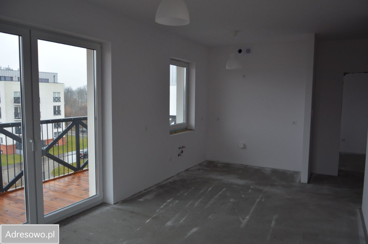 Mieszkanie 3-pokojowe Aleksandrów Kujawski, ul. Kościelna. Zdjęcie 4