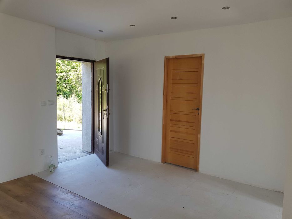 dom wolnostojący, 2 pokoje Bejsce. Zdjęcie 4