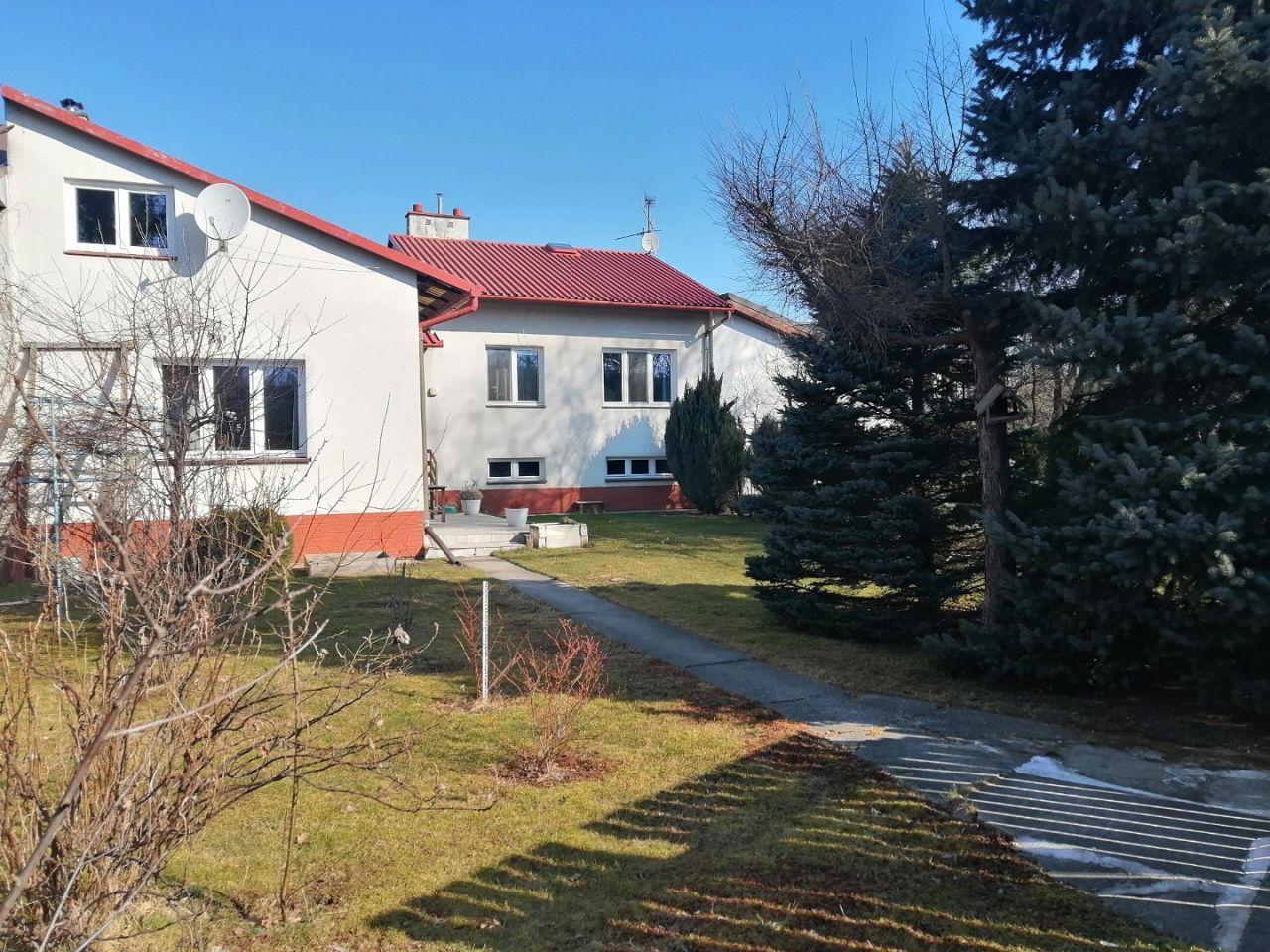 dom szeregowy, 5 pokoi Rzeszów Zalesie, ul. Goździkowa