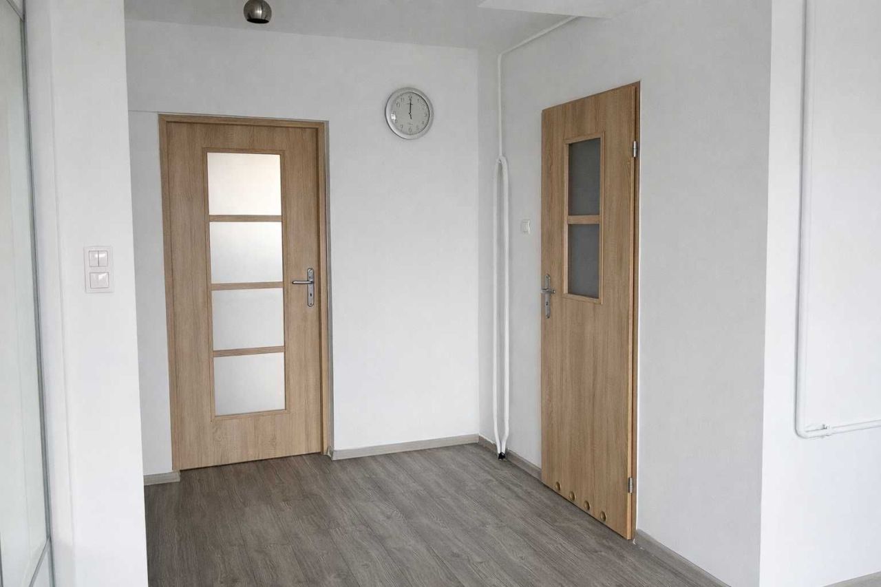 Mieszkanie 3-pokojowe Żagań. Zdjęcie 7