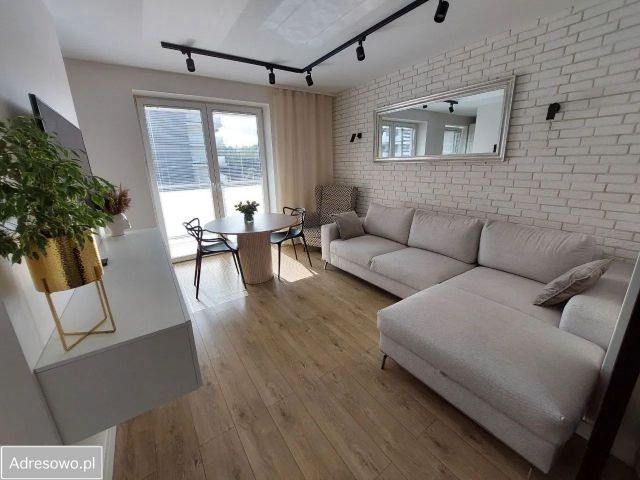 Mieszkanie 3-pokojowe Bochnia, ul. Brzeźnicka. Zdjęcie 1