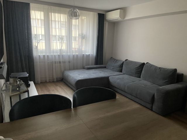 Mieszkanie 2-pokojowe Warszawa Ursus, ul. Czerwona Droga. Zdjęcie 1