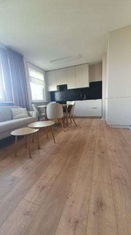 Mieszkanie 3-pokojowe Żory, os. Sikorskiego. Zdjęcie 1