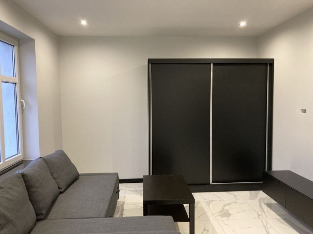 Mieszkanie 1-pokojowe Wołów, ul. Komuny Paryskiej. Zdjęcie 1