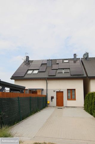 bliźniak, 3 pokoje Nowy Tuchom, ul. Wspólna. Zdjęcie 1