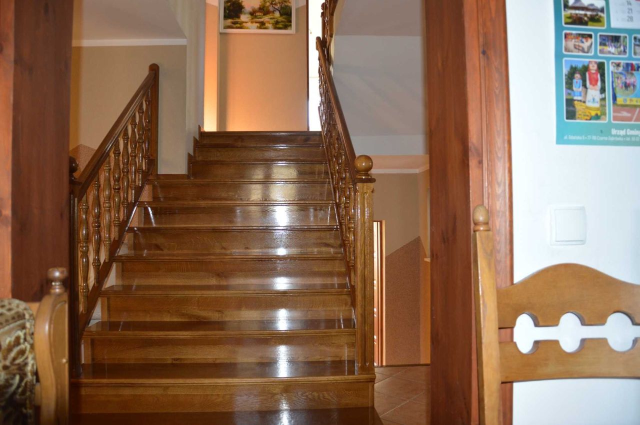 dom szeregowy, 5 pokoi Jasień. Zdjęcie 3