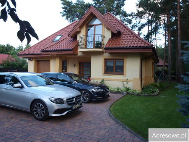 dom wolnostojący, 4 pokoje Sowia Wola, ul. Sarenki. Zdjęcie 1
