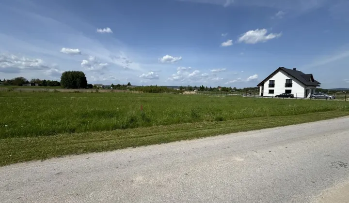 Działka budowlana Promnik