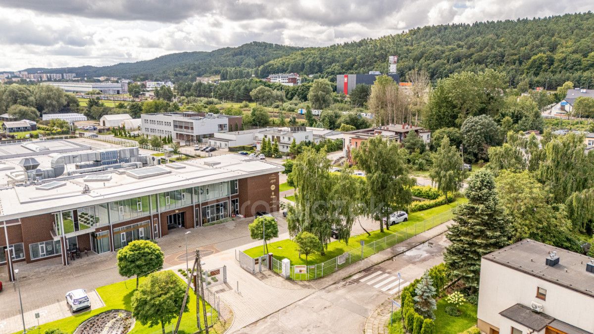 dom wolnostojący, 5 pokoi Rumia. Zdjęcie 4