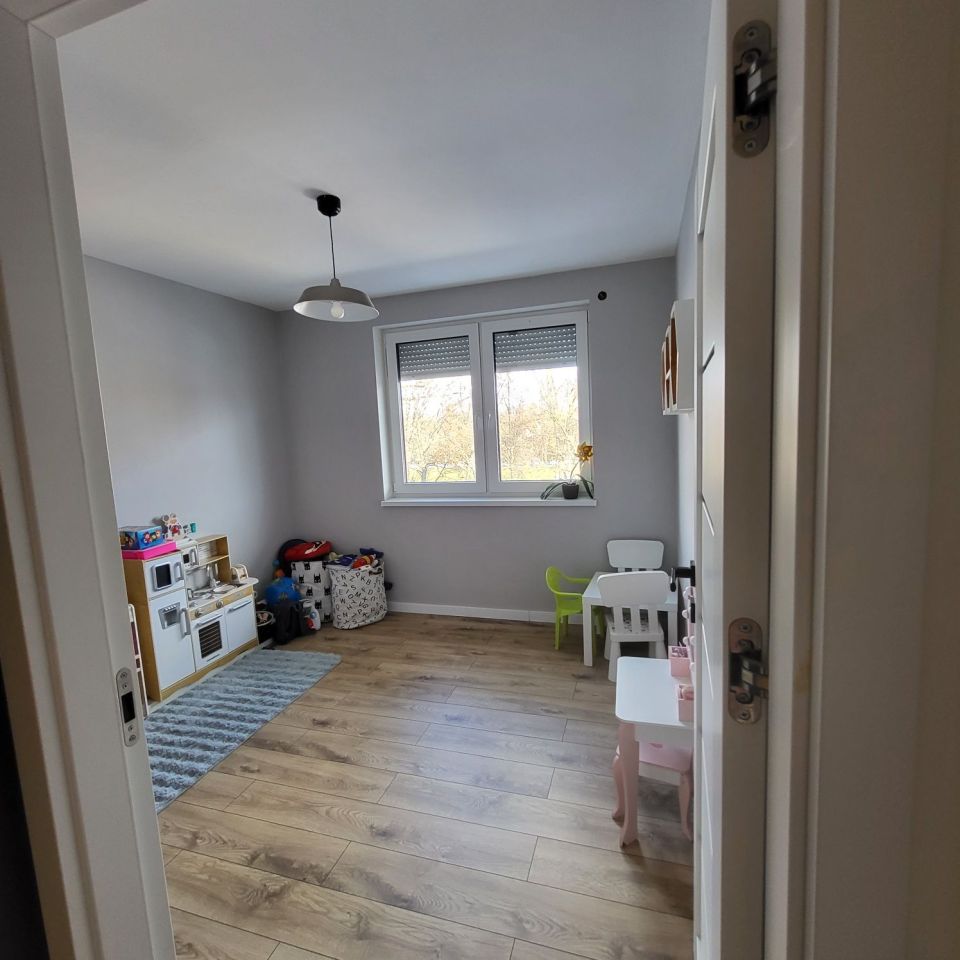 Mieszkanie 4-pokojowe Głubczyce. Zdjęcie 2