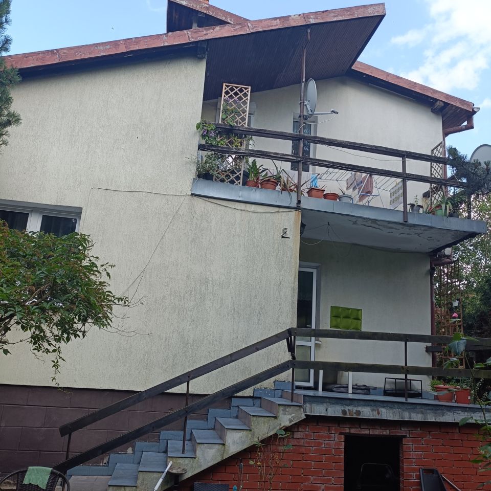 dom wolnostojący, 4 pokoje Wałbrzych Biały Kamień, ul. Krzysztofa Kamila Baczyńskiego