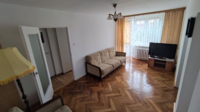 Mieszkanie 3-pokojowe Ciechanów Centrum, ul. 11 Pułku Ułanów Legionowych. Zdjęcie 1