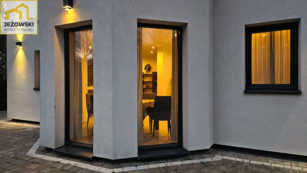 dom wolnostojący, 6 pokoi Janowiec. Zdjęcie 3