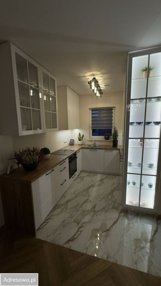 dom szeregowy, 4 pokoje Marki, ul. Fabryczna. Zdjęcie 2