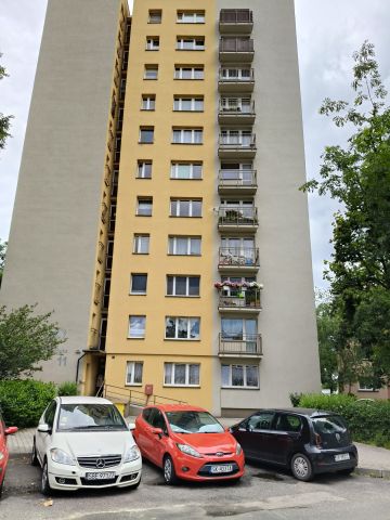 Mieszkanie 3-pokojowe Katowice Brynów, ul. Wincentego Pola. Zdjęcie 1