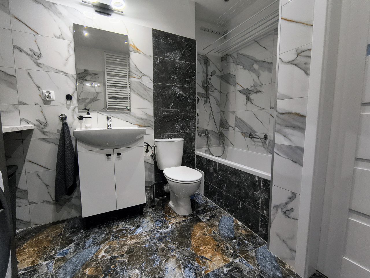 Mieszkanie 3-pokojowe Mysiadło, ul. Krótka. Zdjęcie 7