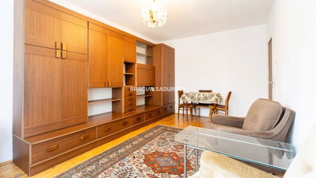 Mieszkanie 4-pokojowe Kraków Krowodrza, ul. Krowoderskich Zuchów. Zdjęcie 3