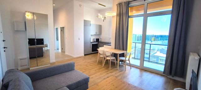 Mieszkanie 3-pokojowe Warszawa Ursus, ul. Giserska. Zdjęcie 1