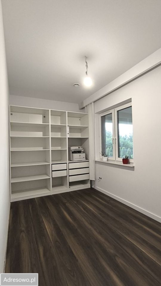 dom wolnostojący, 5 pokoi Jachranka. Zdjęcie 17