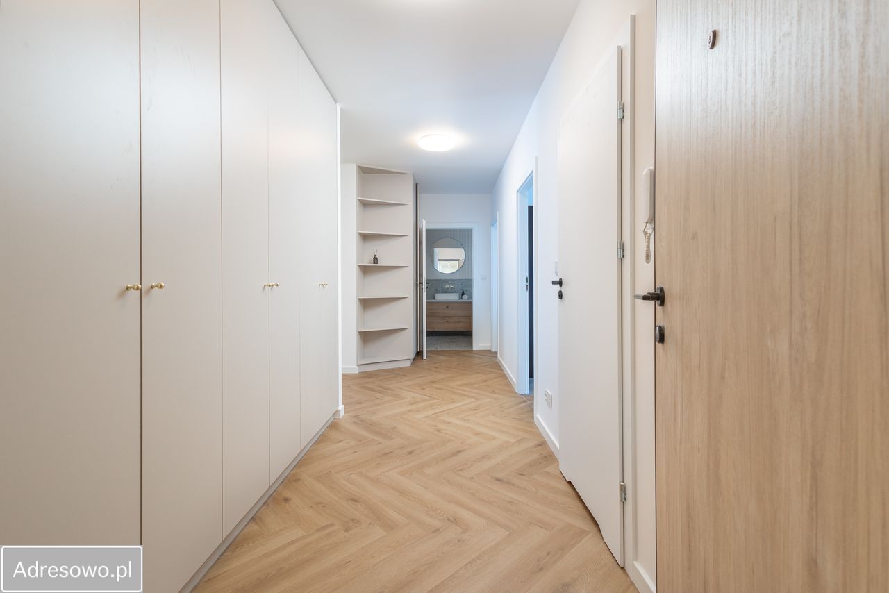 Mieszkanie 4-pokojowe Warszawa Praga-Południe, ul. Żupnicza. Zdjęcie 2