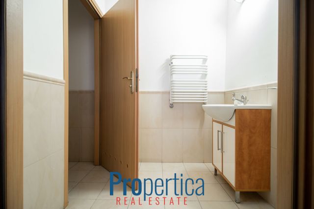 Lokal Płock, ul. Kolegialna. Zdjęcie 12