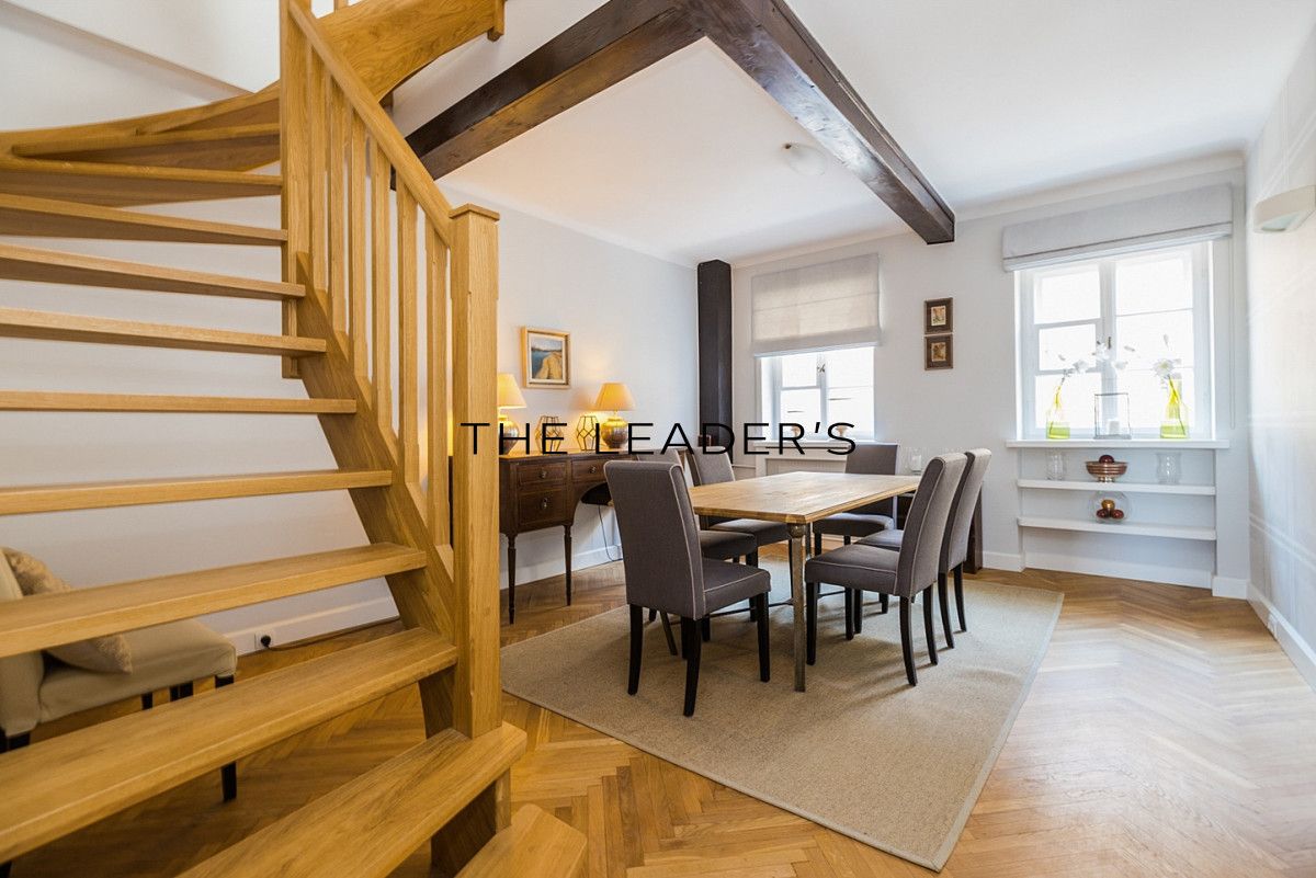 Mieszkanie 4-pokojowe Warszawa Śródmieście, ul. Świętojańska