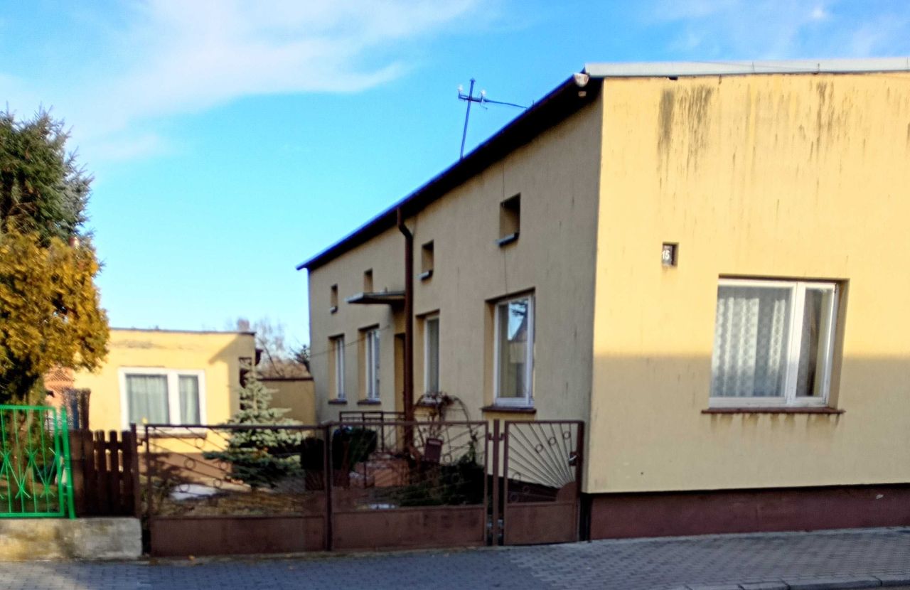 dom wolnostojący, 3 pokoje Sieradz. Zdjęcie 2