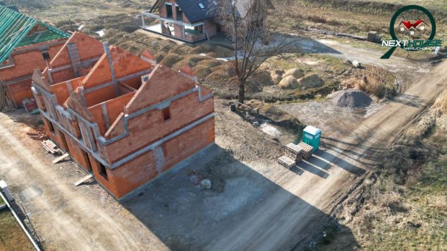 bliźniak, 4 pokoje Rączna. Zdjęcie 8