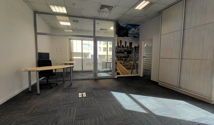 Lokal Warszawa Śródmieście, al. Jana Pawła II