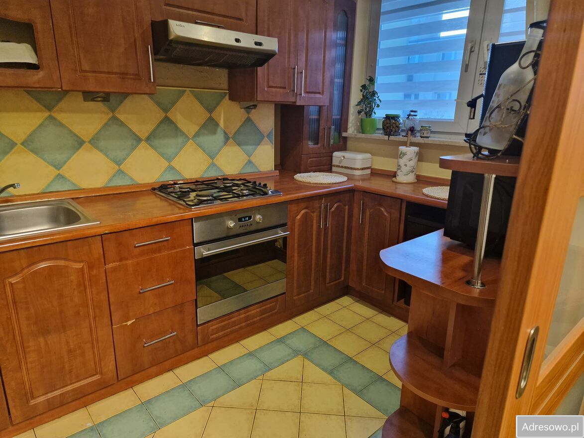 Mieszkanie 3-pokojowe Poddębice, ul. Południowa. Zdjęcie 4