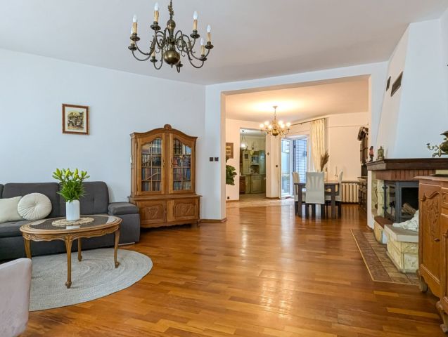 dom szeregowy, 6 pokoi Warszawa Ursynów. Zdjęcie 3
