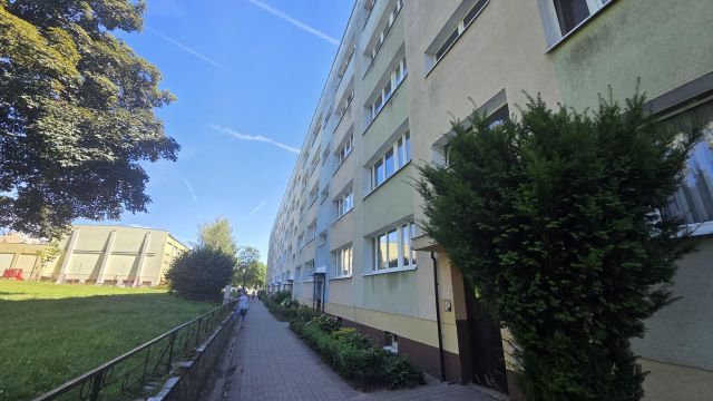 Mieszkanie 1-pokojowe Dzierżoniów, os. Błękitne. Zdjęcie 2