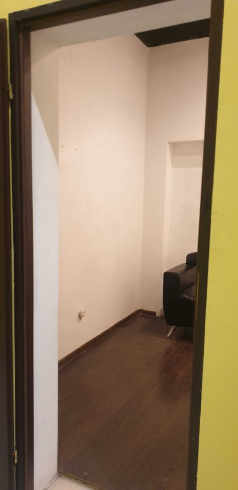 Lokal Kraków Podgórze Duchackie, ul. Beskidzka. Zdjęcie 3