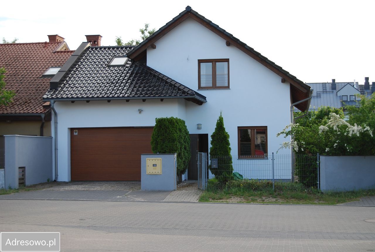 dom wolnostojący, 5 pokoi Przeźmierowo, ul. Orzechowa. Zdjęcie 1