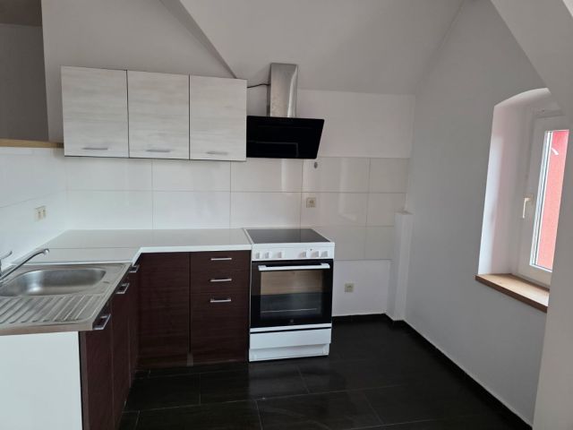 Mieszkanie 2-pokojowe Jaworzyna Śląska, ul. 1 Maja. Zdjęcie 1