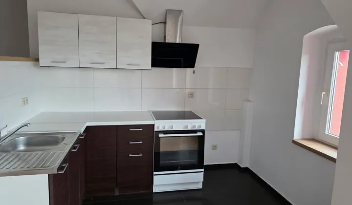 Mieszkanie 2-pokojowe Jaworzyna Śląska, ul. 1 Maja