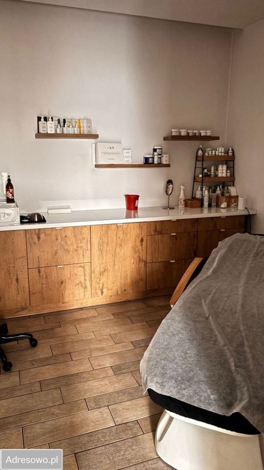 Lokal Katowice Kostuchna, ul. Arkadiusza Puchały. Zdjęcie 6