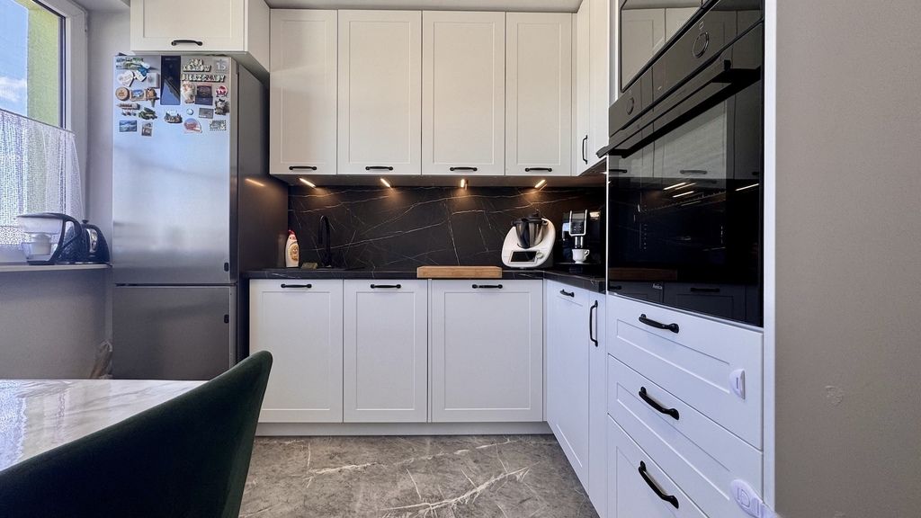 Mieszkanie 3-pokojowe Dębno. Zdjęcie 2