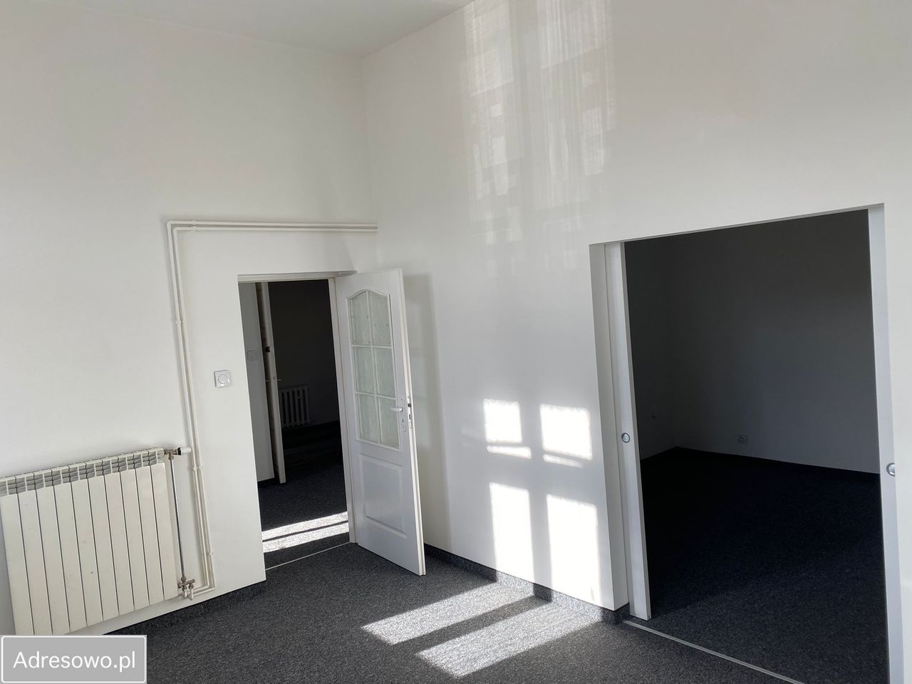 Lokal Myślenice, rynek Rynek. Zdjęcie 16